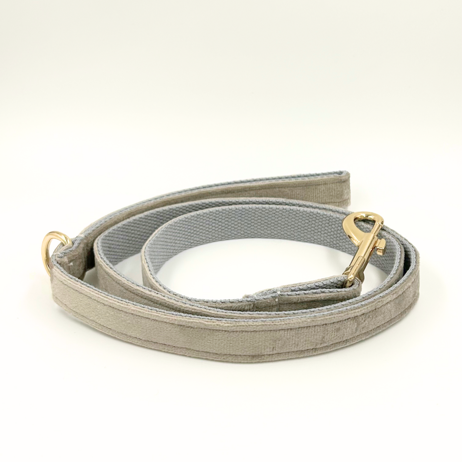 Light grey velvet lead - length 120cm