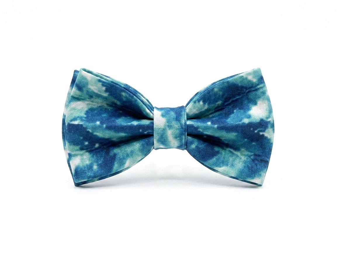 Green Water Wave Bow Tie